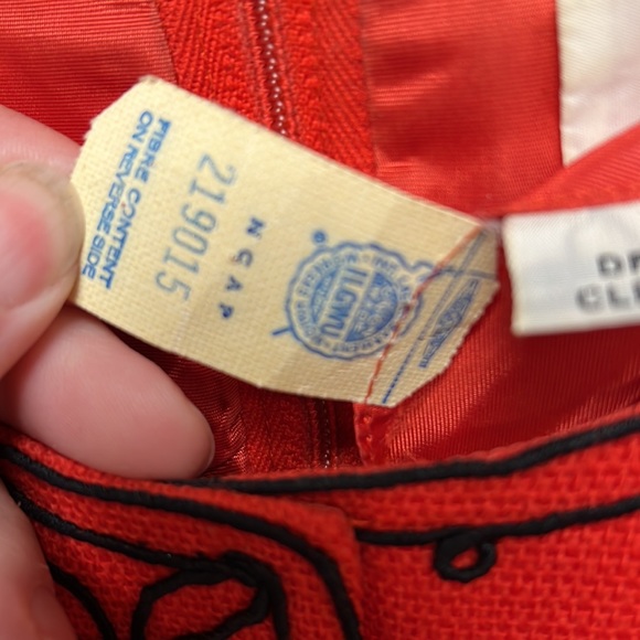 M111 // Red MISS COUTURE Pure Virgin Wool Dress 60s - Picture 10 of 11